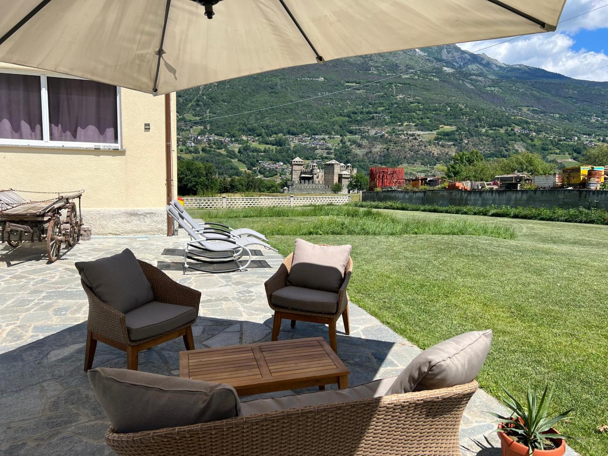 La Rose Du Prevot Apartment Fenis Exterior photo